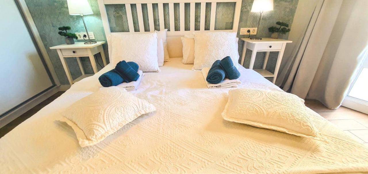 Harmony Apartments Arona  Εξωτερικό φωτογραφία